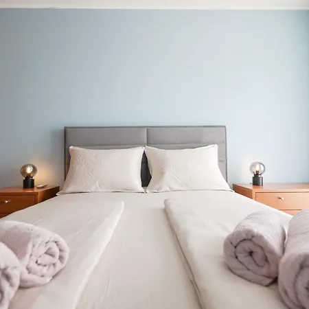 Ad Astra Punta Skala 佩特坎内