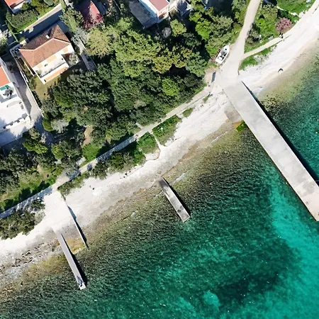 公寓 Ad Astra Punta Skala 佩特坎内