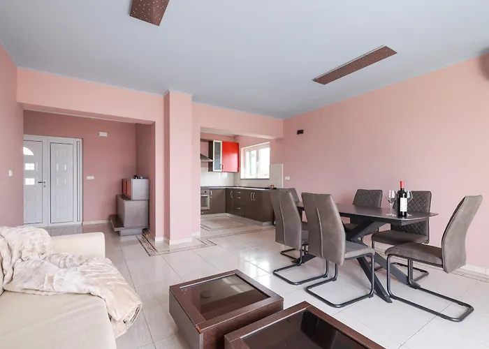 Ad Astra Punta Skala Apartmán