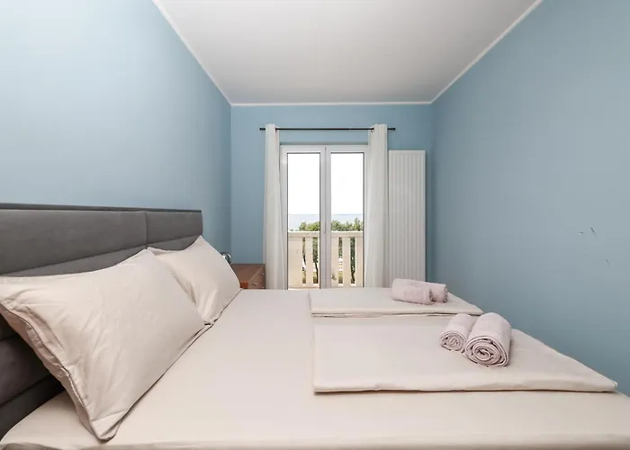 Ad Astra Punta Skala *