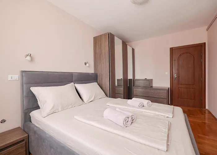 Ad Astra Punta Skala