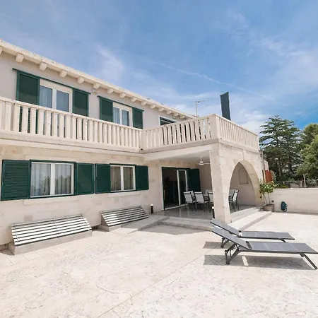 Ad Astra Punta Skala Apartamento Petrcane