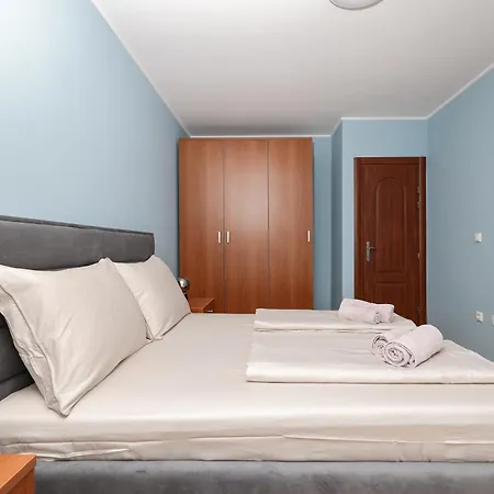 Ad Astra Punta Skala Apartment