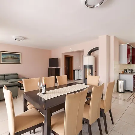 Ad Astra Punta Skala Apartamento