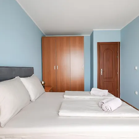 Ad Astra Punta Skala