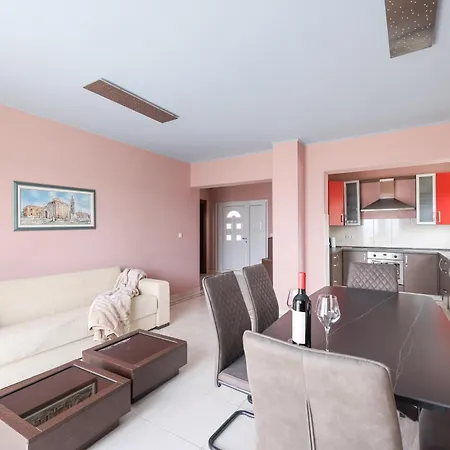 Ad Astra Punta Skala Apartamento