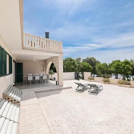 Apartamento Ad Astra Punta Skala