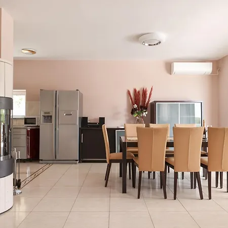 Apartment Ad Astra Punta Skala *