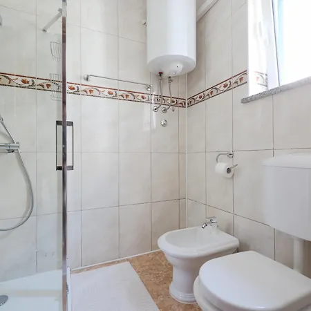 Ad Astra Punta Skala Apartamento