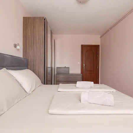 Ad Astra Punta Skala Petrčane