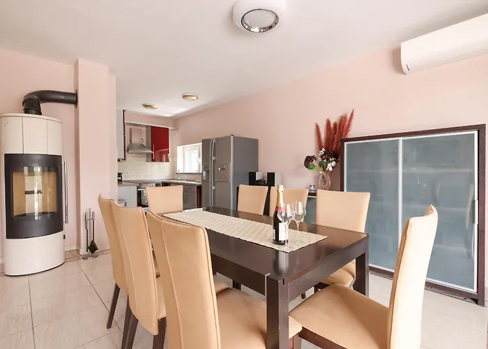 شقة Ad Astra Punta Skala *