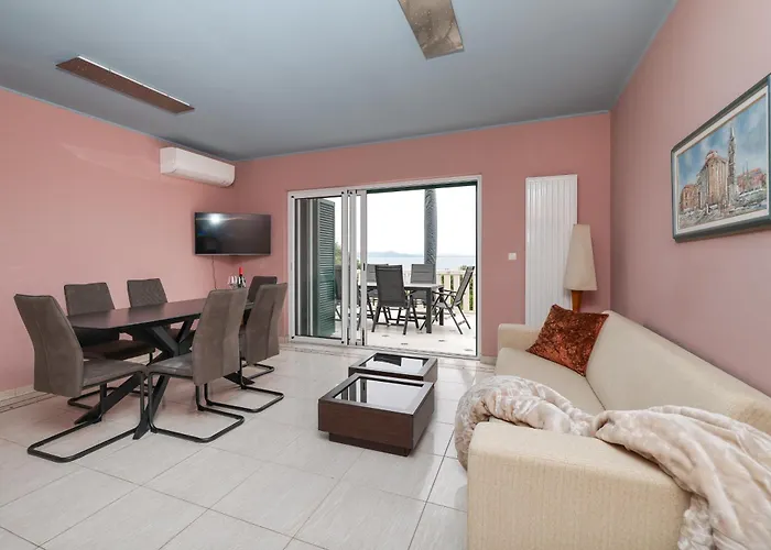 شقة Ad Astra Punta Skala بيتريتْشاني