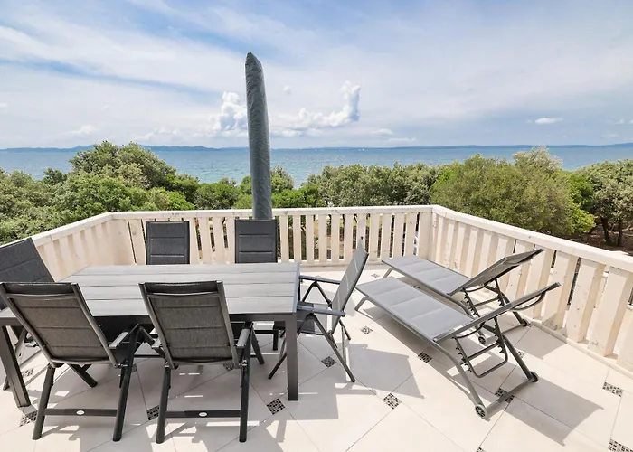 Ad Astra Punta Skala